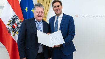 Johann Zöchling erhielt den Ehrentitel „Kommerzialrat"